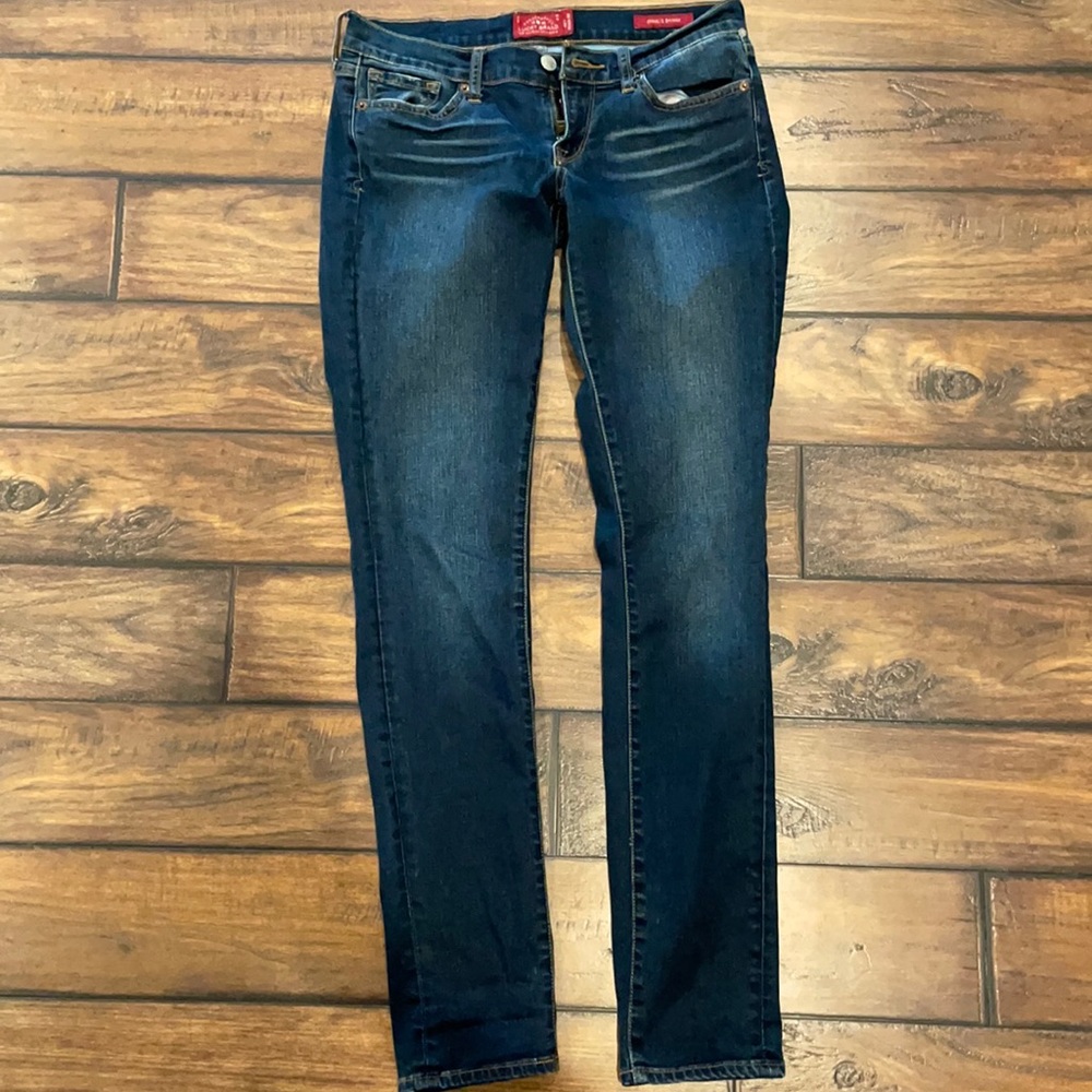 Lucky Jeans size 4/27